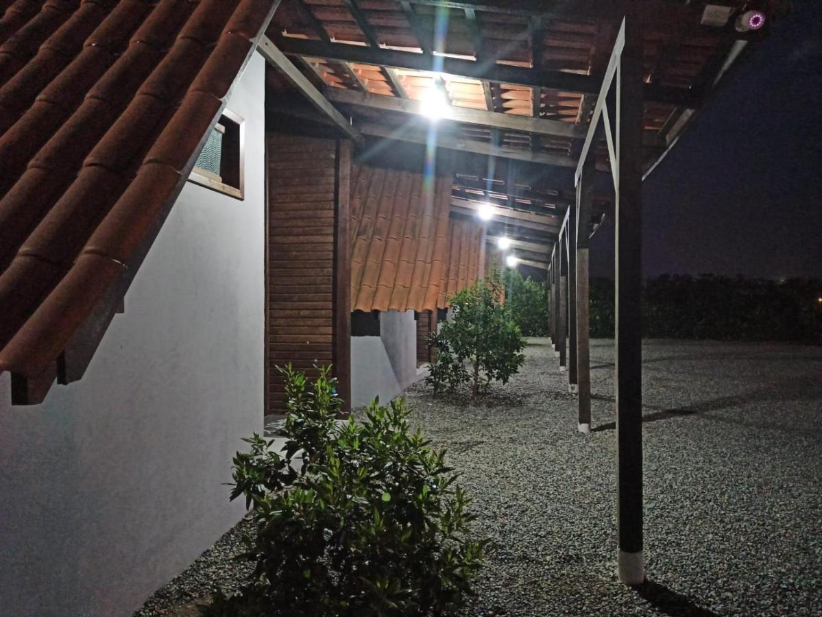 Chales Da Ninah Penha  Luaran gambar